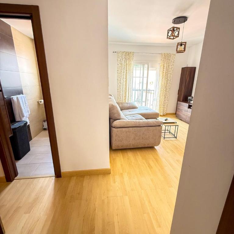 Central Apartment in Nerja with Pool and Parking - Apartamento de 2 dormitorios - 35
