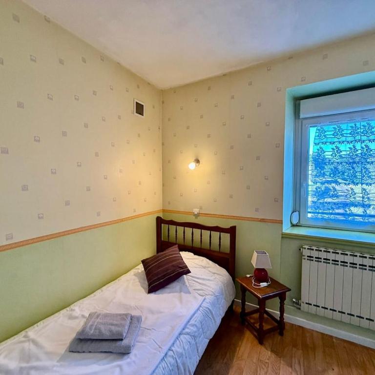 La Bressaude - Spacious house with terrace - Maison 4 Chambres - 13