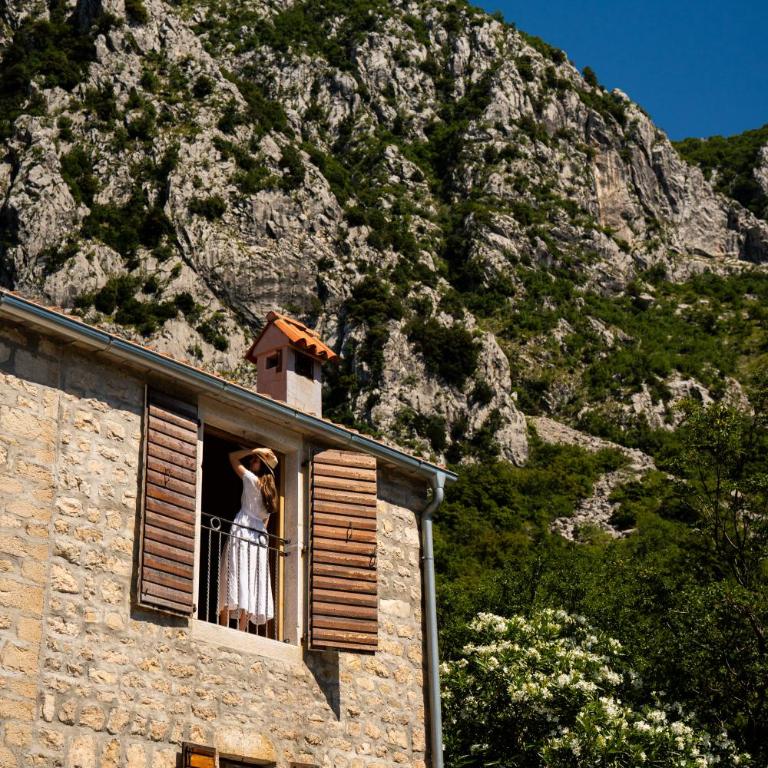 Manor Pastrovici - Vila sa 3 Spavaće Sobe - 1