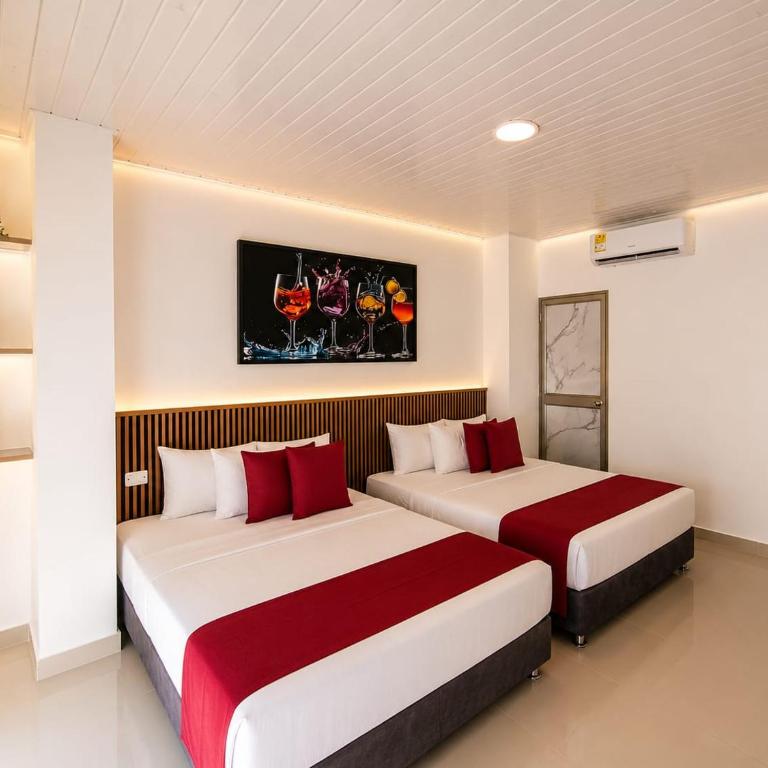 Hotel Gama Cartagena - Standard Quadruple Room - 9