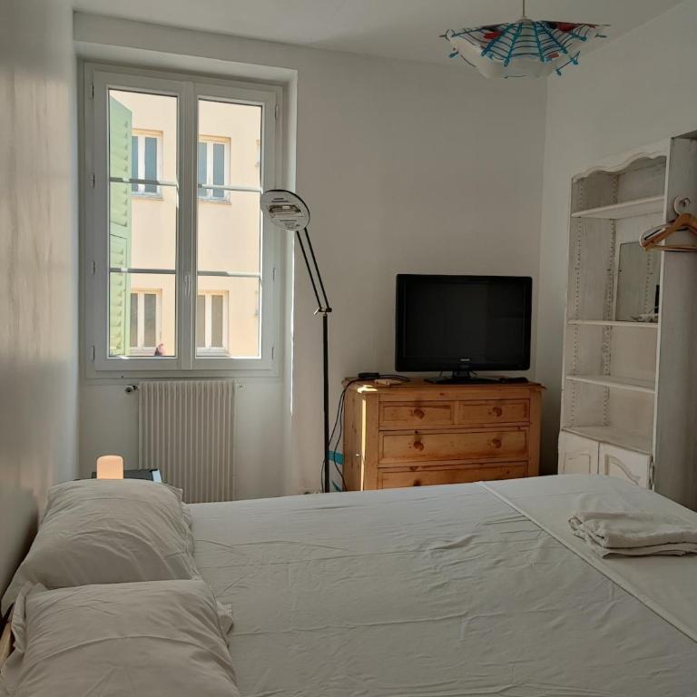 Chambre privée dans une résidence familiale - Appartement 1 Chambre - 7