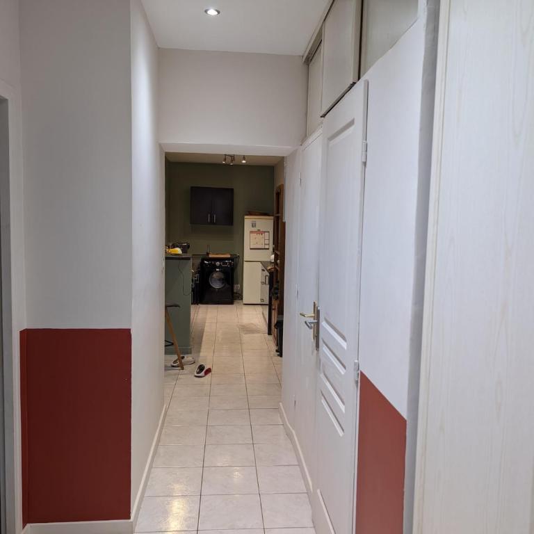 Chambre privée dans une résidence familiale - Appartement 1 Chambre - 15