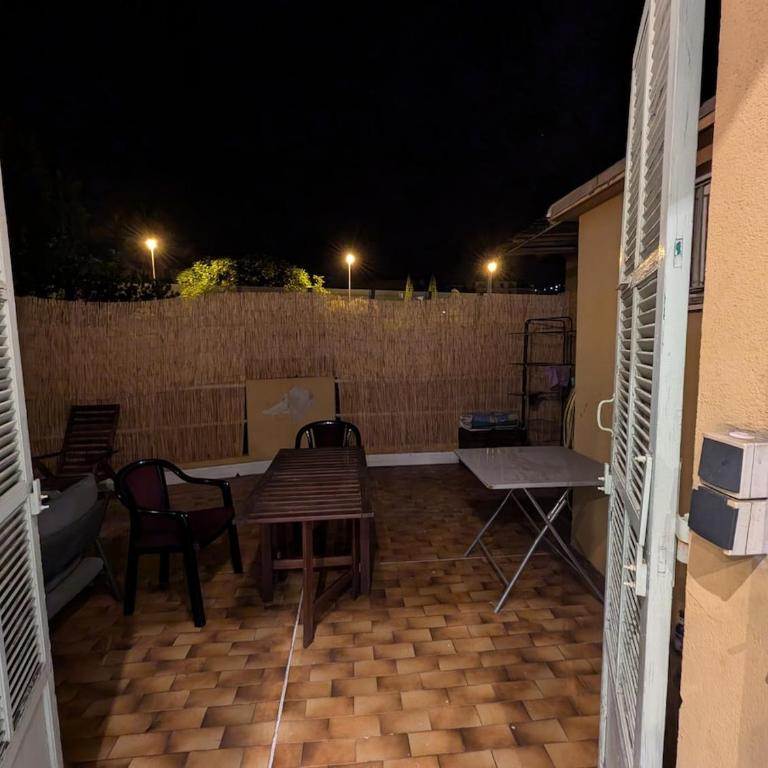 Chambre privée dans une résidence familiale - Appartement 1 Chambre - 24
