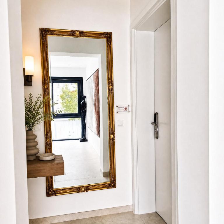 Beautiful new L apartment -15 min to Octoberfest - Apartamento con vistas a la piscina - 16