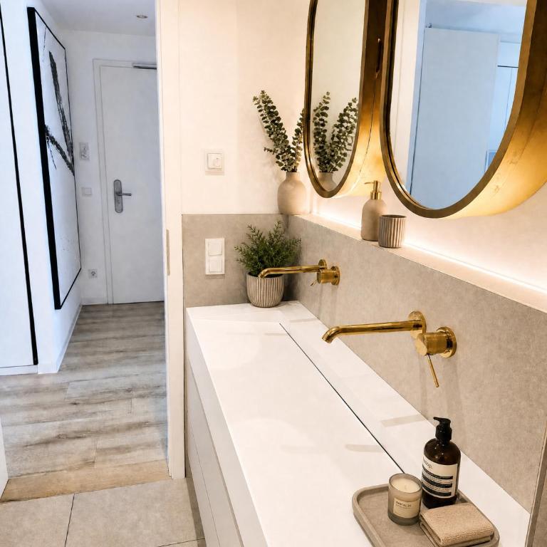 Beautiful new L apartment -15 min to Octoberfest - Apartamento con vistas a la piscina - 13
