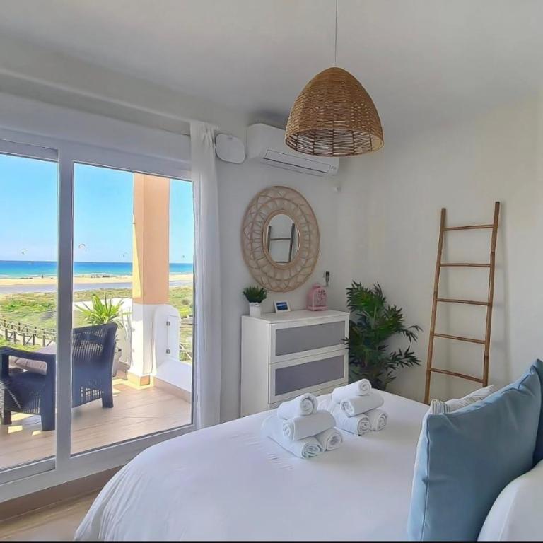 Apartamento vistas al mar 3 habitaciones - Habitación Triple Deluxe con vistas al mar - 4