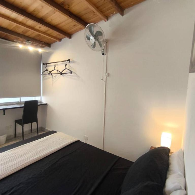 Serene Apt TV Kitchen Laundry Medellin - Apartment - 16