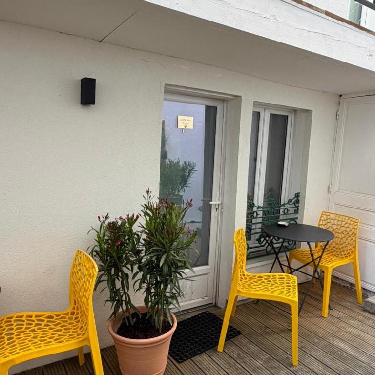 Le Ptit Hibou - Studio Cosy avec accès Terrasse - Queen Studio - 10