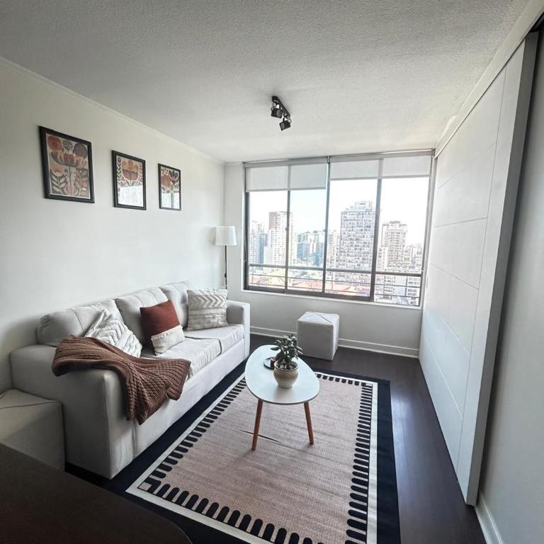 Metro UC and Lastarria Ideal location - Apartamento de 1 dormitorio - 3