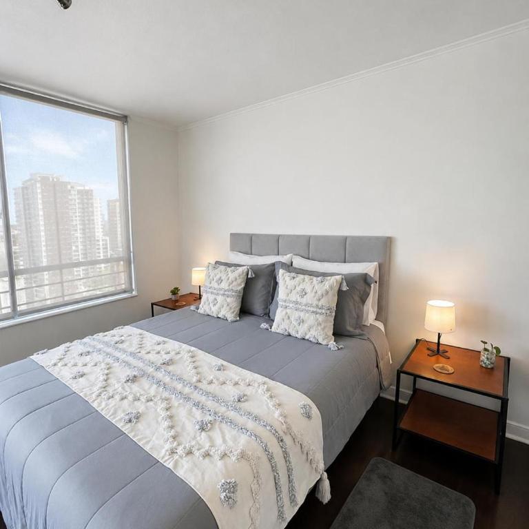 Metro UC and Lastarria Ideal location - Apartamento de 1 dormitorio - 4