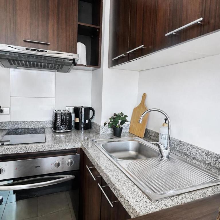 Metro UC and Lastarria Ideal location - Apartamento de 1 dormitorio - 5