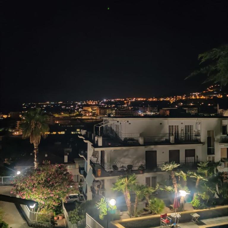 Monolocale Sanremo nel verde con piscina - Apartment mit 1 Schlafzimmer und Poolblick - 23
