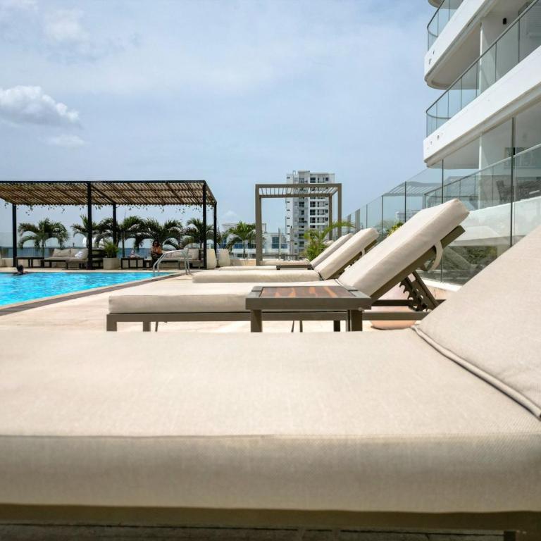 Apartasuite en Crespo con Vista al Mar - Cerca al Aeropuerto - Apartment - 48