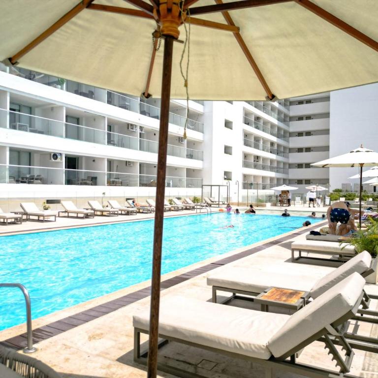 Apartasuite en Crespo con Vista al Mar - Cerca al Aeropuerto - Apartment - 51