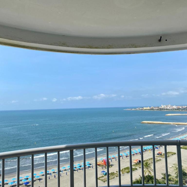Exclusivo Cartagena Suites - Apartamento de 2 dormitorios con balcón y vistas al mar - 7
