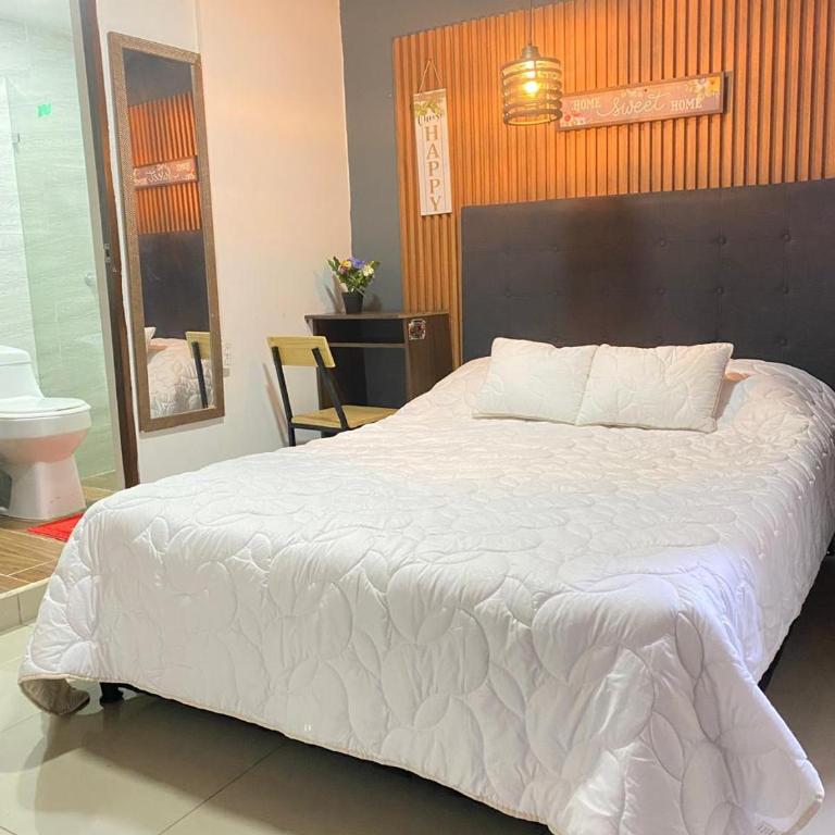 4S apartamento en laureles estadio - Two-Bedroom Apartment - 1