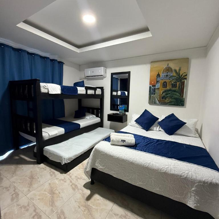 Hotel Blue Diamond House - Habitación Doble Deluxe - 2 camas - 13