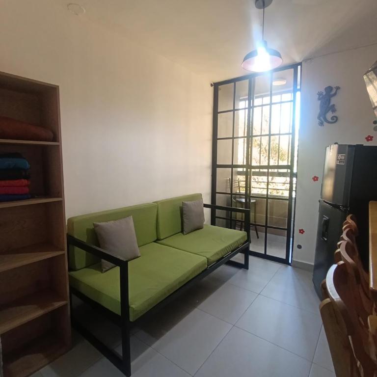 22 APARTAMTO 3 HABTAC 150 mts con BALCON LAURELES ESTADIO - Apartamento de 3 dormitorios - 1