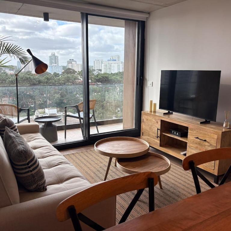 Apto Torres del Este SMJ Av Chiverta - Apartamento de 1 dormitorio - 40