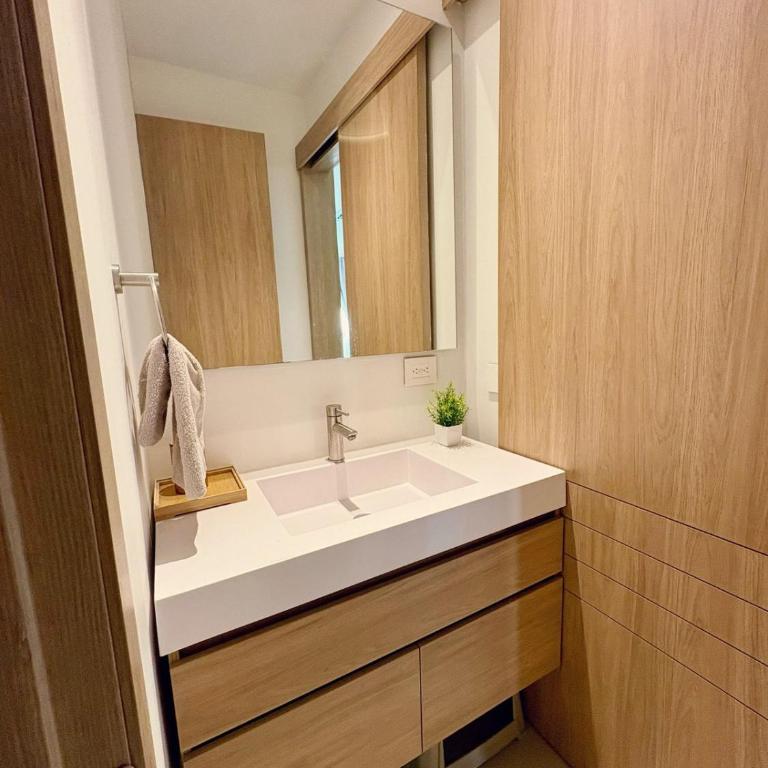 Vive la laguna desde tu balcón en Baía Kristal - Apartamento de 1 dormitorio - 10