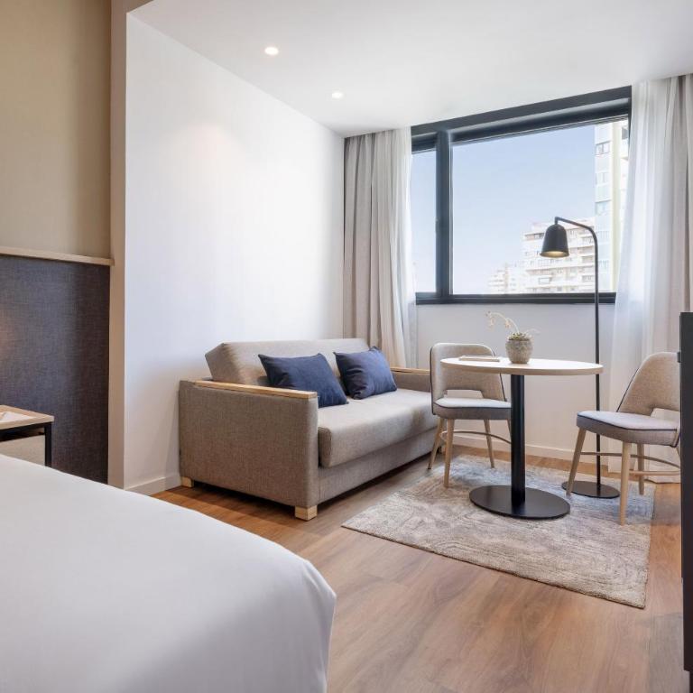 Hotel Málaga Alameda Centro, Affiliated by Meliá - Suite Junior (2+2) - 2