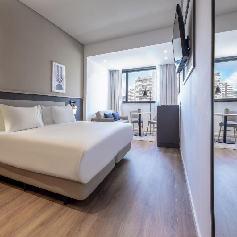 Hotel Málaga Alameda Centro, Affiliated by Meliá - Suite Junior - 5
