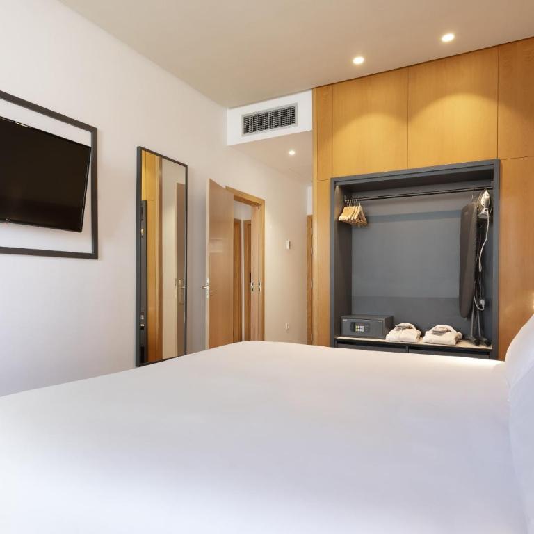 Hotel Málaga Alameda Centro, Affiliated by Meliá - Habitación Premium Comunicada - 3