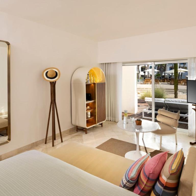 ME by Meliá Cabo - Adults Only - Habitación Superior ME+ con bañera de hidromasaje social - 4