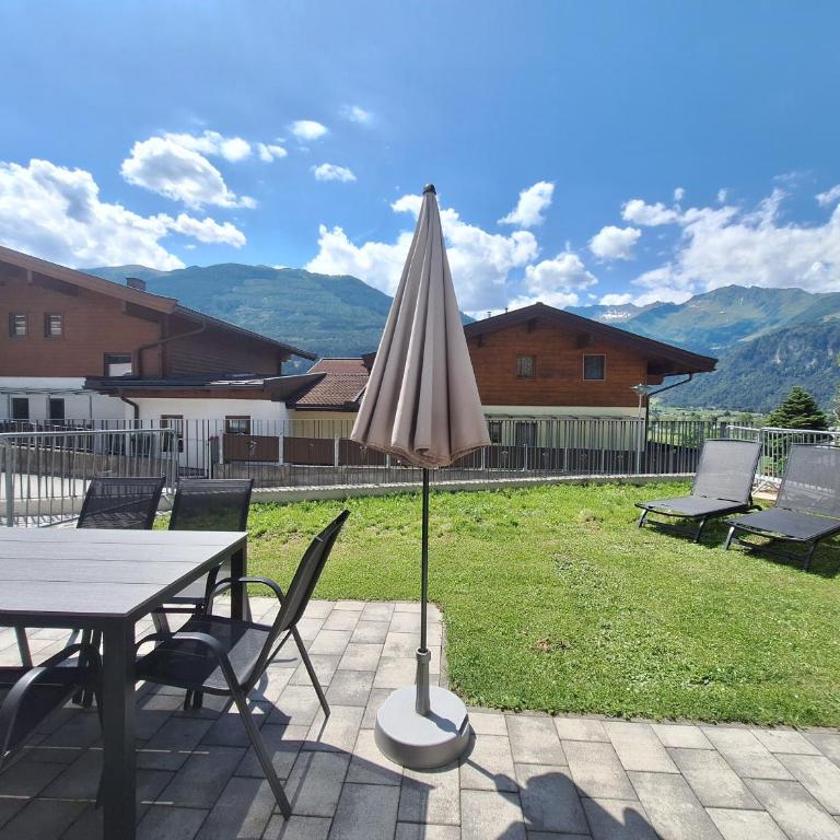 Mimis Bergnest Steinbock Lodges - Deluxe Apartment mit 2 Schlafzimmern und Gartenblick - 20