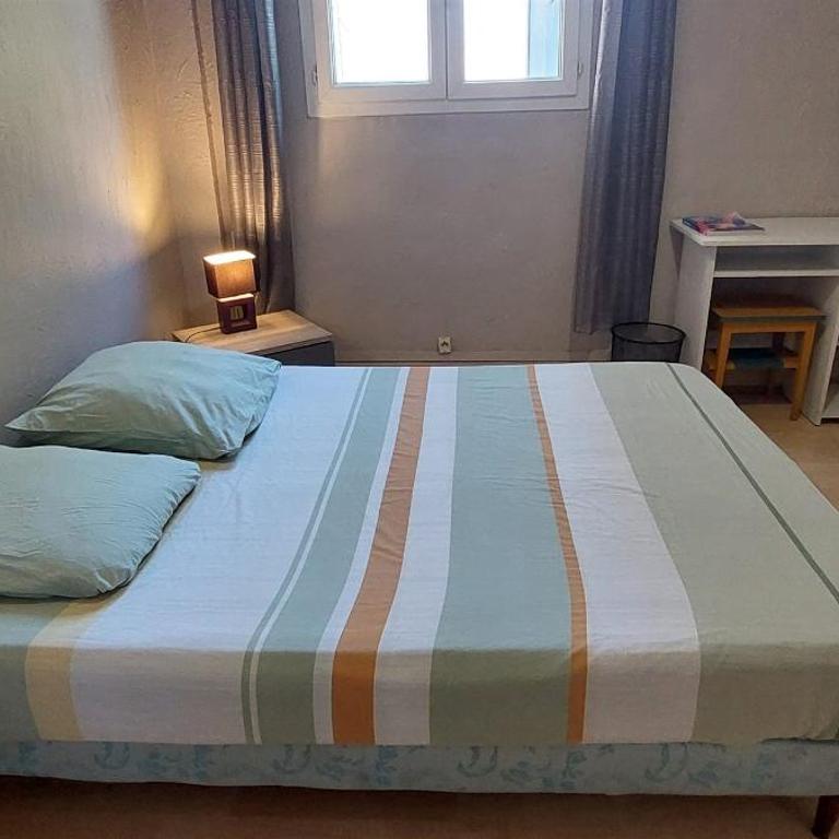 T3 avec toit terrasse rénové prox CV avec parking - Appartement 2 Chambres - 11