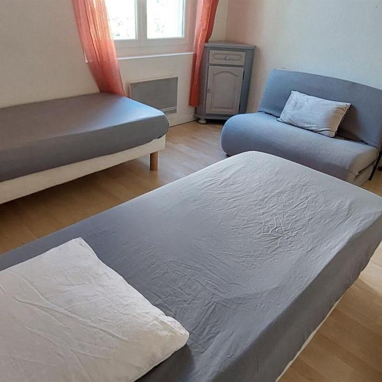 T3 avec toit terrasse rénové prox CV avec parking - Appartement 2 Chambres - 12