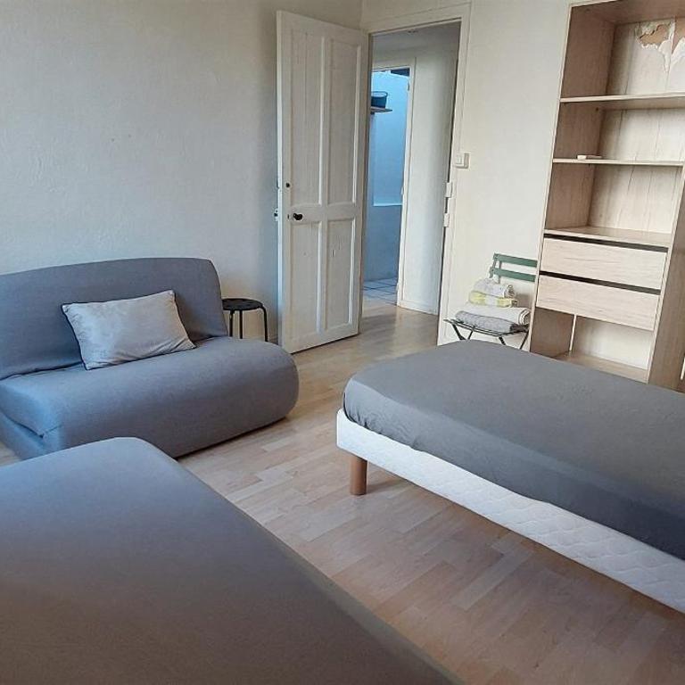 T3 avec toit terrasse rénové prox CV avec parking - Appartement 2 Chambres - 13