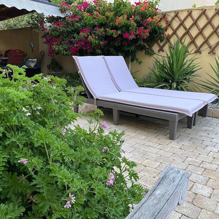 Le Gaté Arlésien Cozy Room, Pool et Patio - Appartement 1 Chambre - 11