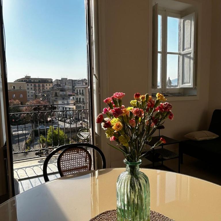 Sunny Boutique Apartment with View - Appartamento con 1 Camera da Letto - 2