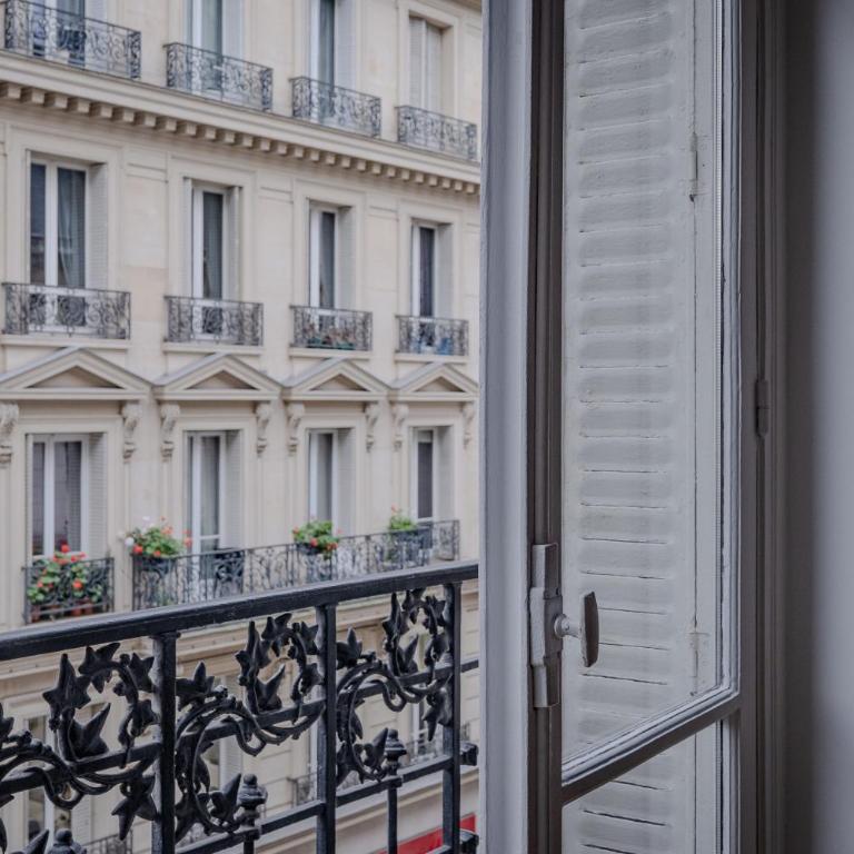 Apartment 2 bedroom with lift Paris 8 Saint-Lazare - Appartement 2 Chambres - 26
