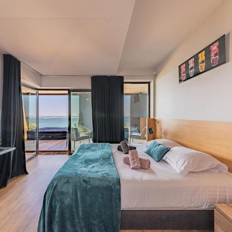 Exceptional 7-bedroom villa - Appartement - 24
