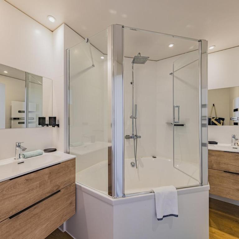 Exceptional 7-bedroom villa - Appartement - 28
