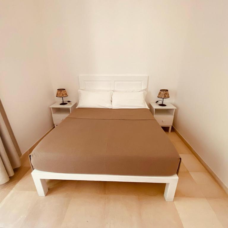 Monn - One-Bedroom House - 4