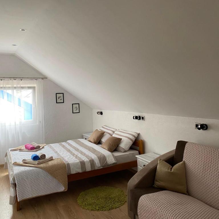 Apartman Ksenija - One-Bedroom Apartment - 11