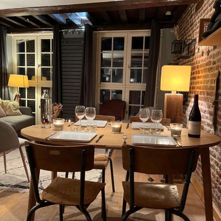 NONO Duplex de charme, localisation exceptionnelle - Apartment mit 2 Schlafzimmern - 15