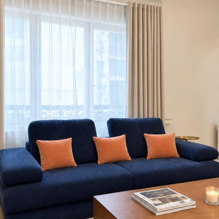 2 Bedroom Spacious Apartment Near Père Lachaise - Appartement 2 Chambres - 3