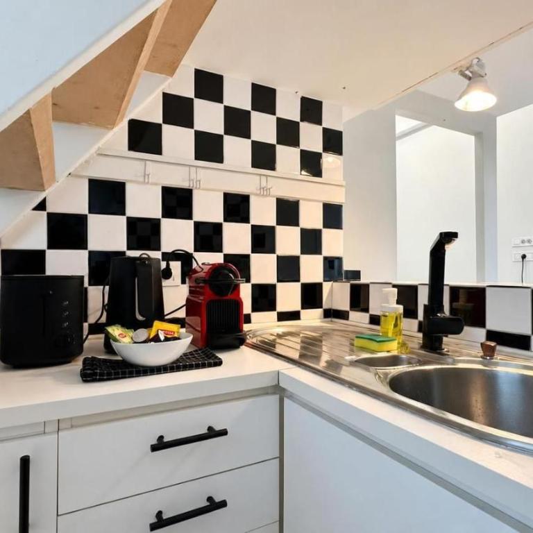 2 Bedroom Spacious Apartment Near Père Lachaise - Appartement 2 Chambres - 8