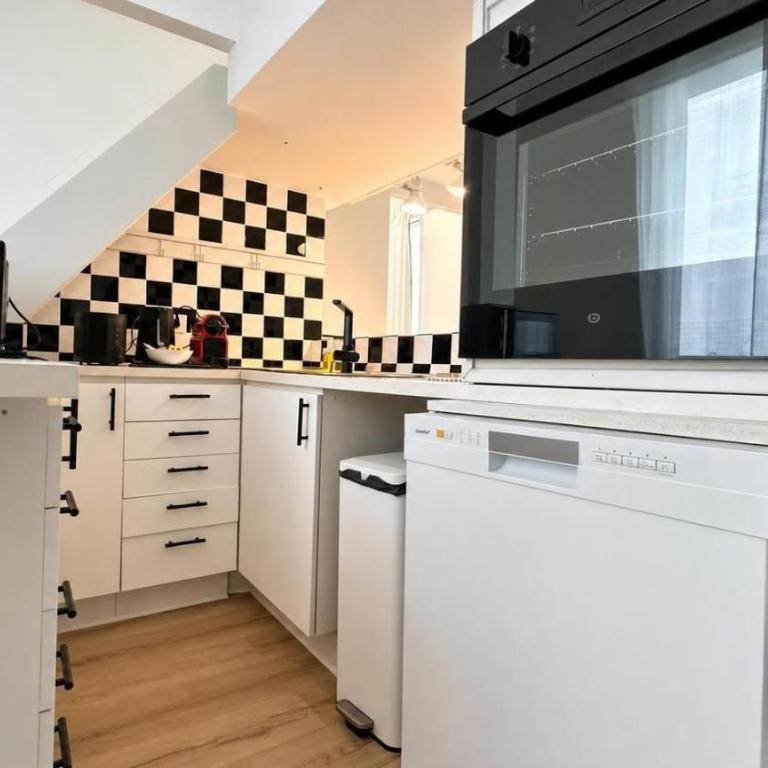 2 Bedroom Spacious Apartment Near Père Lachaise - Appartement 2 Chambres - 30