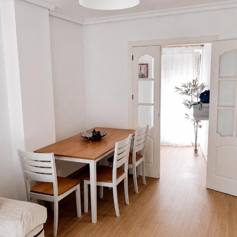 Santa Lucía Home Sevilla - Apartamento de 2 dormitorios - 3