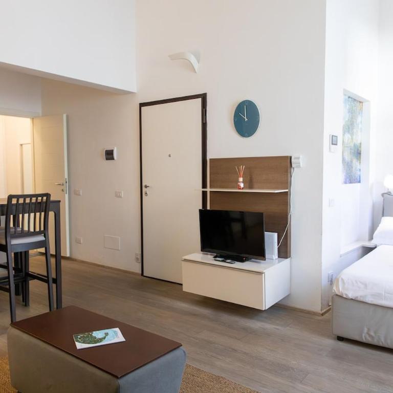 Santa Croce Charming Studio - One-Bedroom Apartment - 15