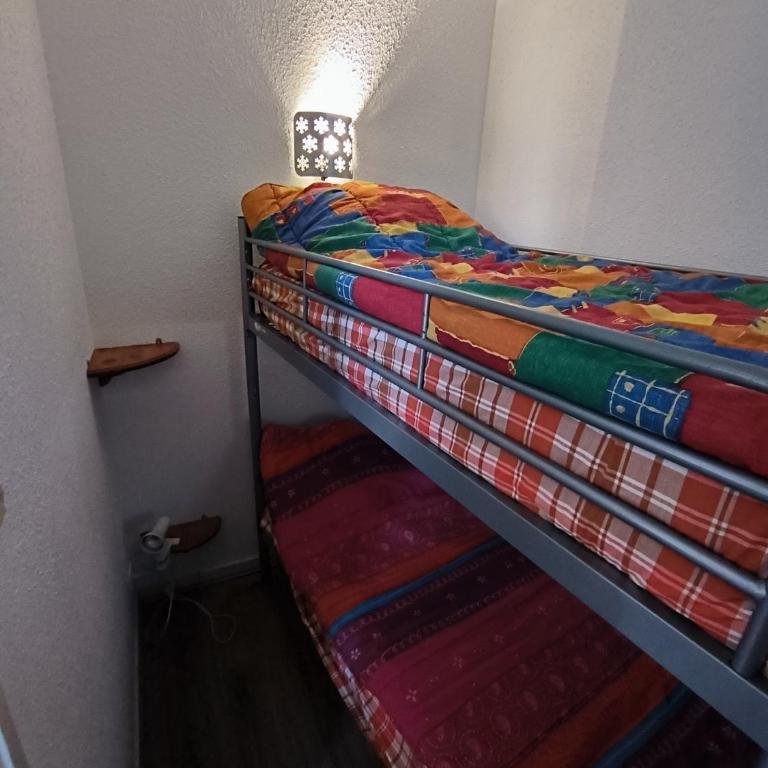 Charme de l'ancien - Two-Bedroom Apartment - 6