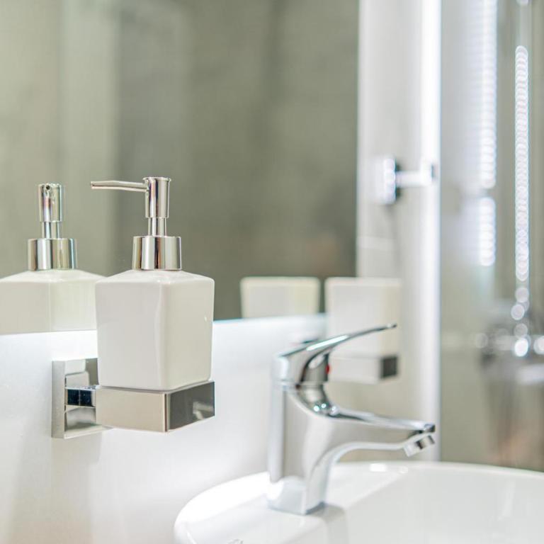 Boutique Hotel Una - Dvokrevetna Soba sa Bračnim Krevetom - 19