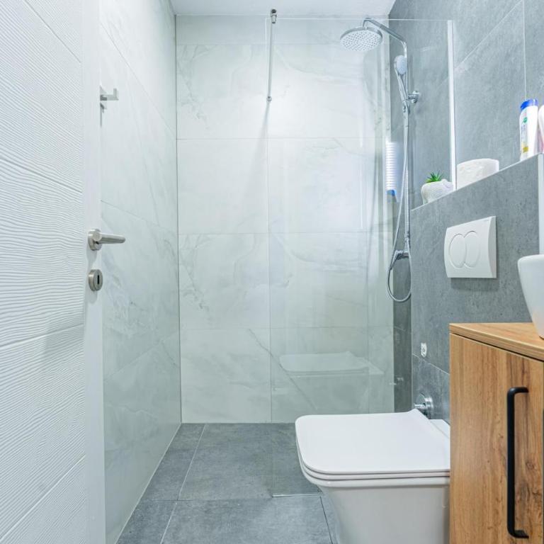 Boutique Hotel Una - Dvokrevetna Soba sa Bračnim Krevetom - 4