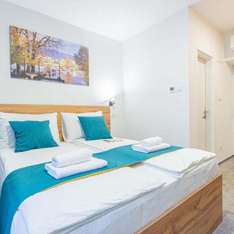 Boutique Hotel Una - Dvokrevetna Soba sa Bračnim Krevetom - 24