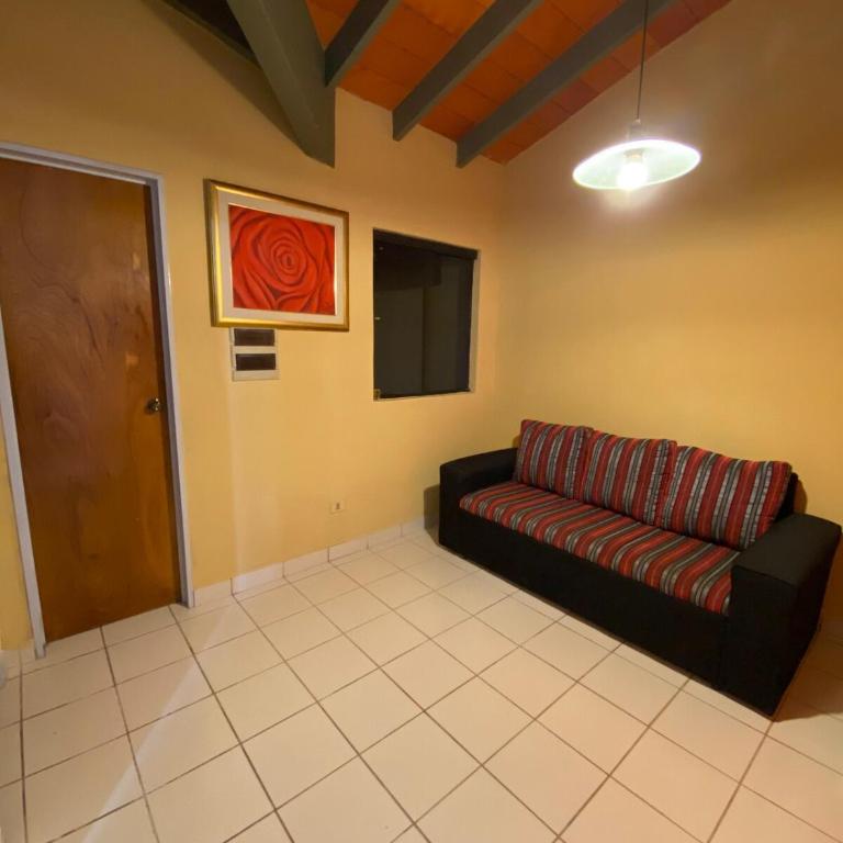 Dúplex Moderno Cerca del Centro Parking Privado - Apartamento de 2 dormitorios - 24